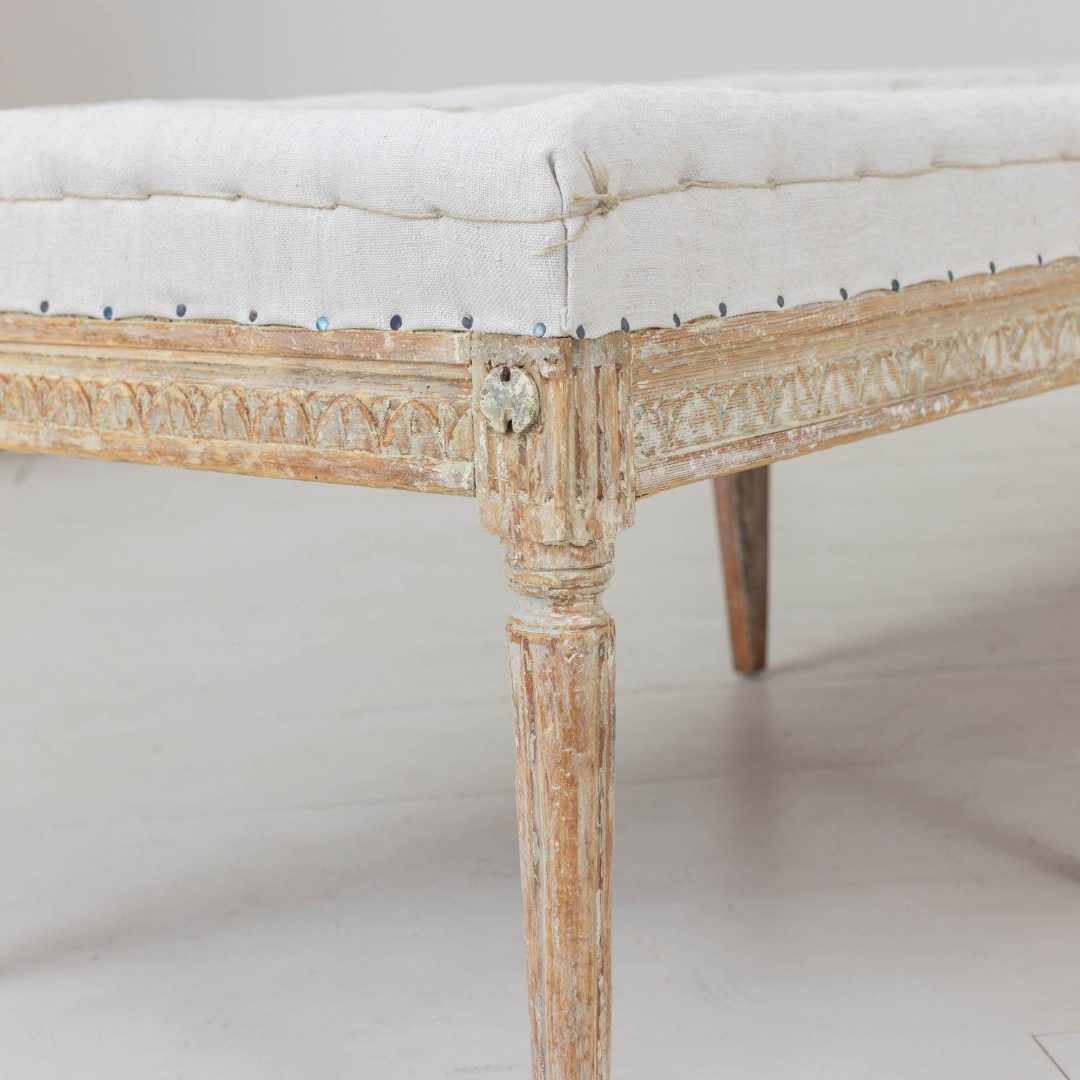 10_2139_19th_century_swedish_gustavian_period_long_bench_in_original_paint_013