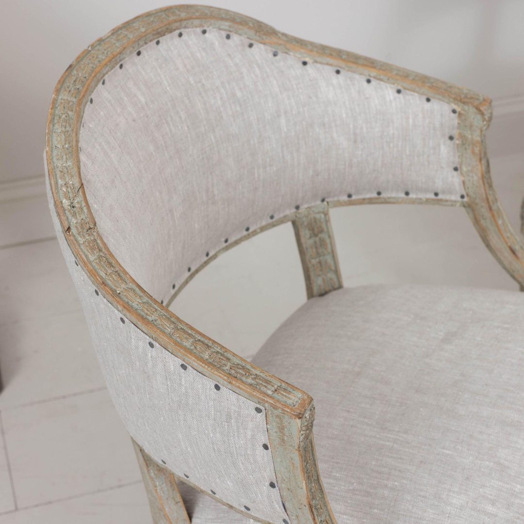 10_2164_pair_of_19th_century_swedish_gustavian_upholstered_barrel_back_armchairs_017