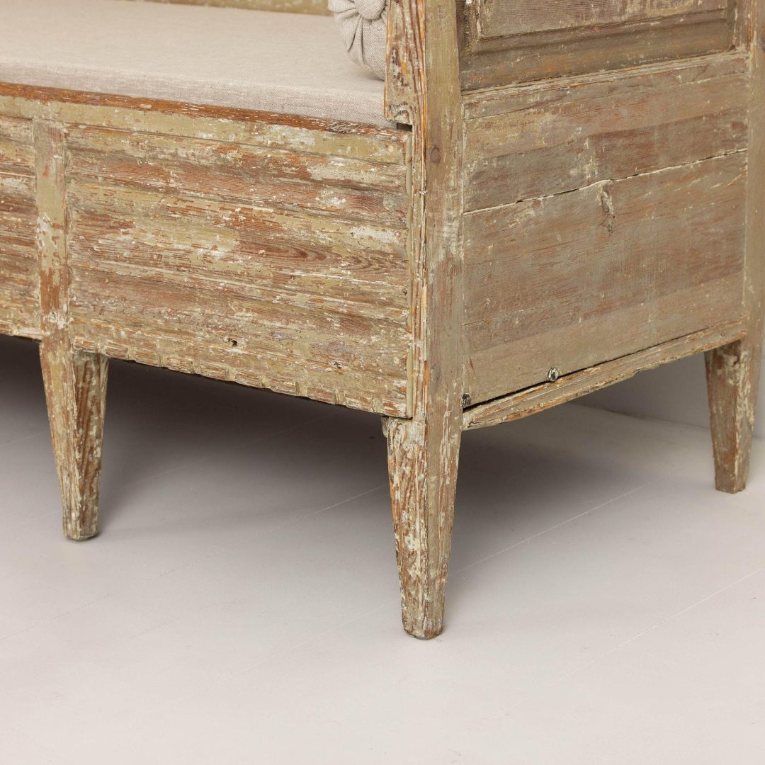 10_2196_19th_century_swedish_gustavian_period_sofa_in_original_paint_012