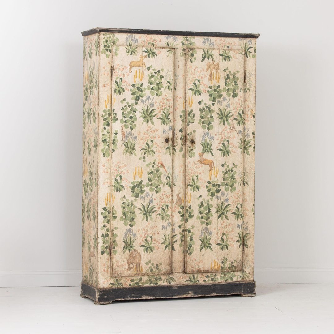 10_2227_19th_century_Florentine_hand_painted_armoire_cabinet_042