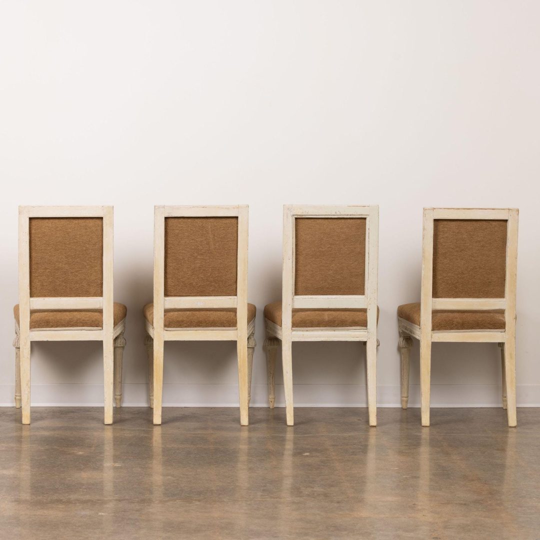 10_2287_18th_century_set_of_eight_swedish_gustavian_chairs_in_original_paint-0019