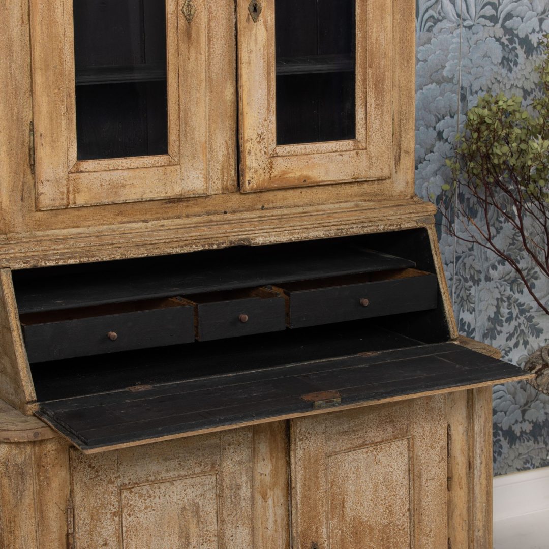 10_2306_19th_century_swedish_vitrine__secretary_in_original_paint-0014