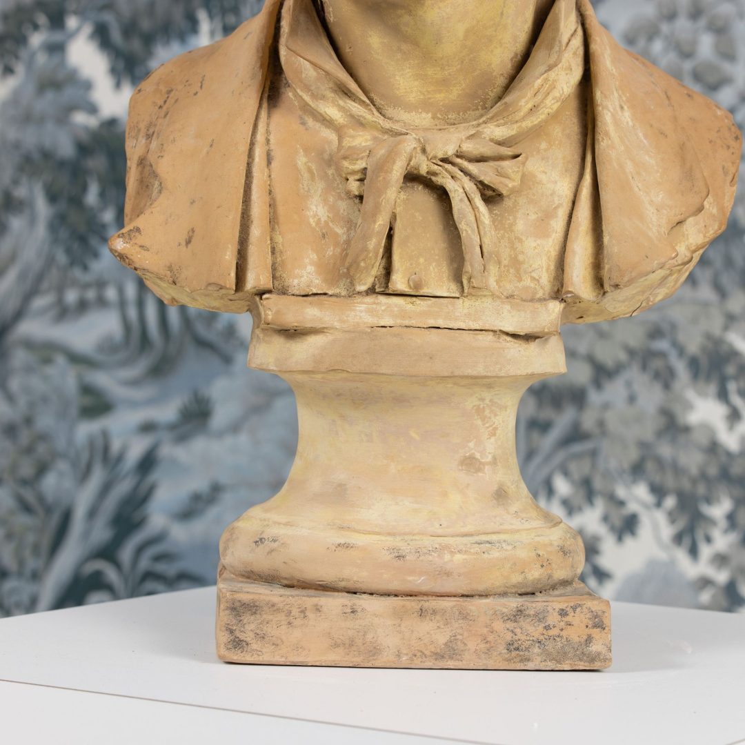 10_2313_18th_century_French_yellow_terracotta_bust-0020