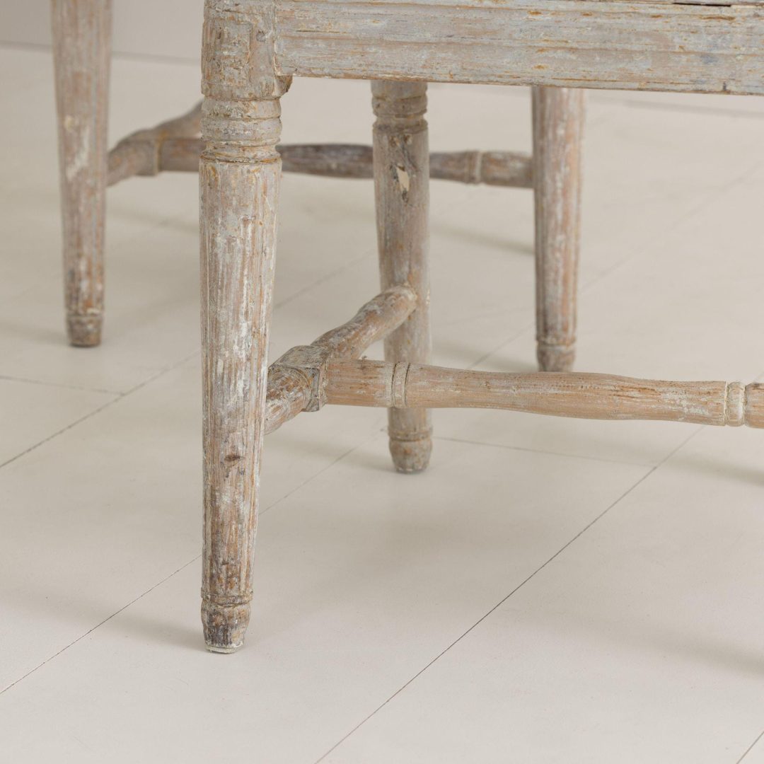 11_2045_18th_century_swedish_gustavian_pair_original_paint_side_chairs_30
