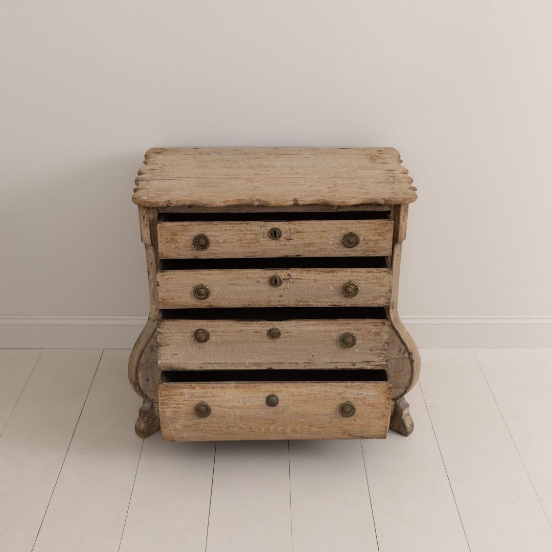 11_2064_19th_century_dutch_rococo_natural_scalloped_top_bombay_commode_chest_10