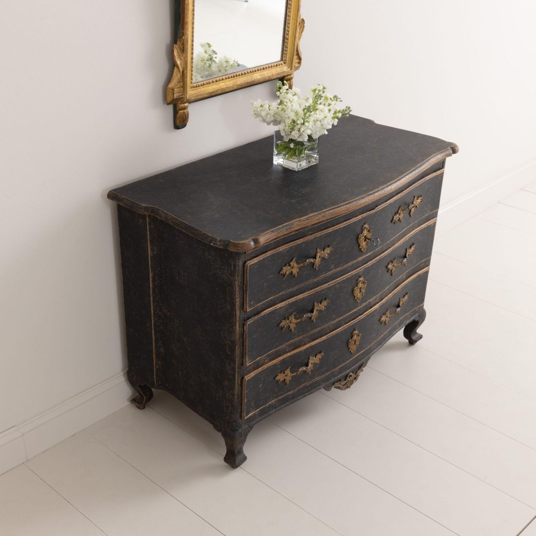 11_2093_18th_century_swedish_rococo_black_painted_chest_commode_10