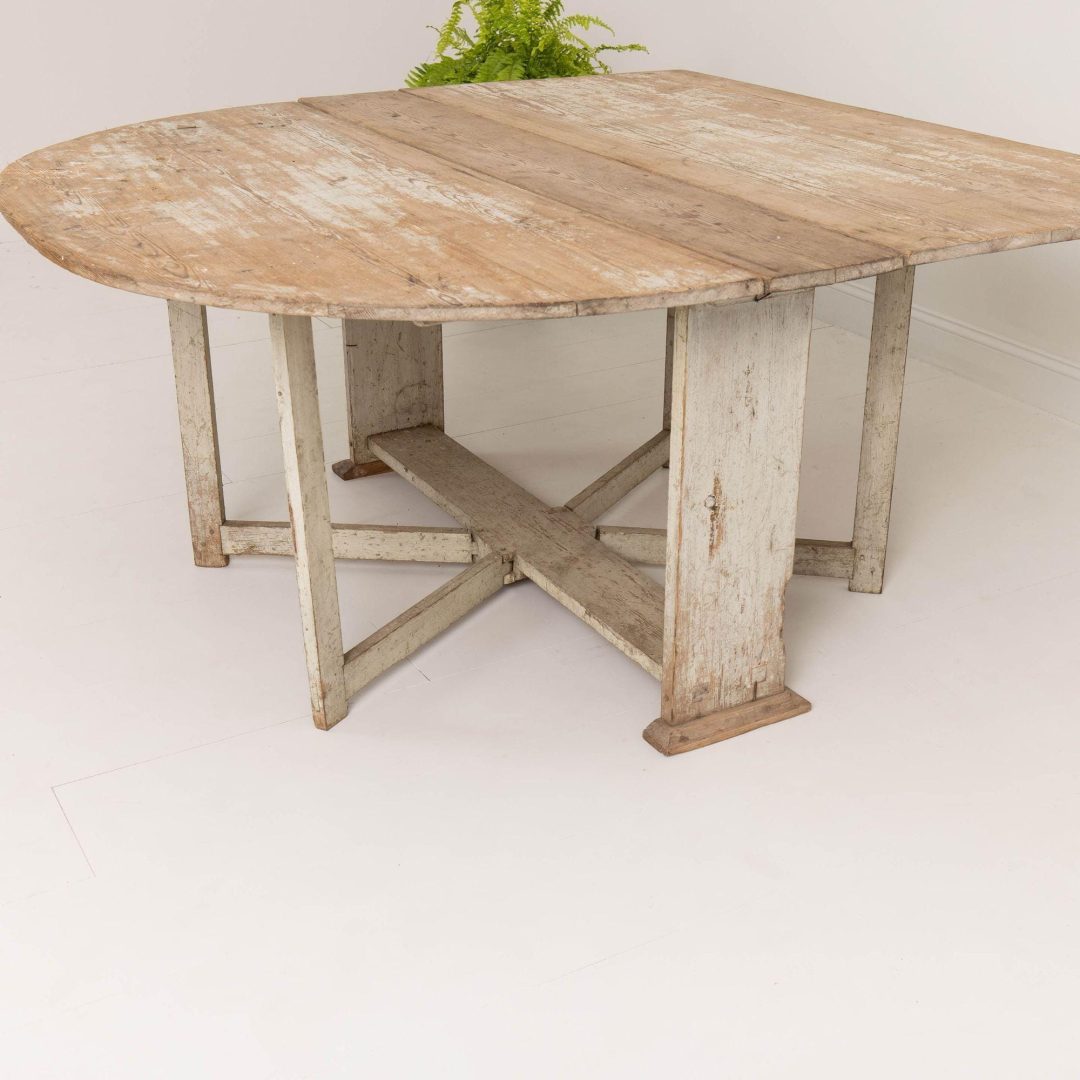 11_2130_18th_century_swedish_Gustavian_drop_leaf_table_in_original_paint_008