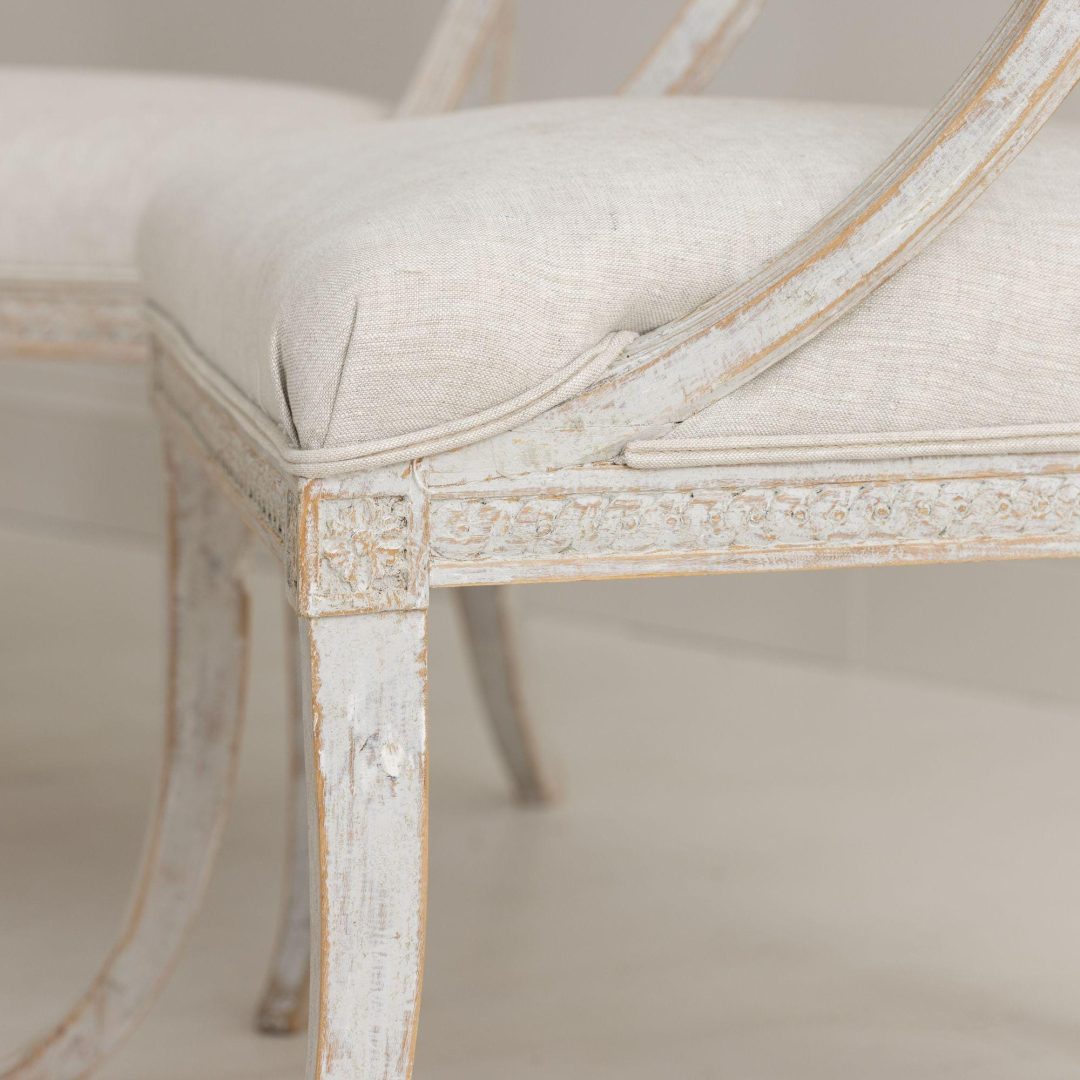 11_2131_Swedish_gustavian_pair_painted_barrelback_armchairs_12