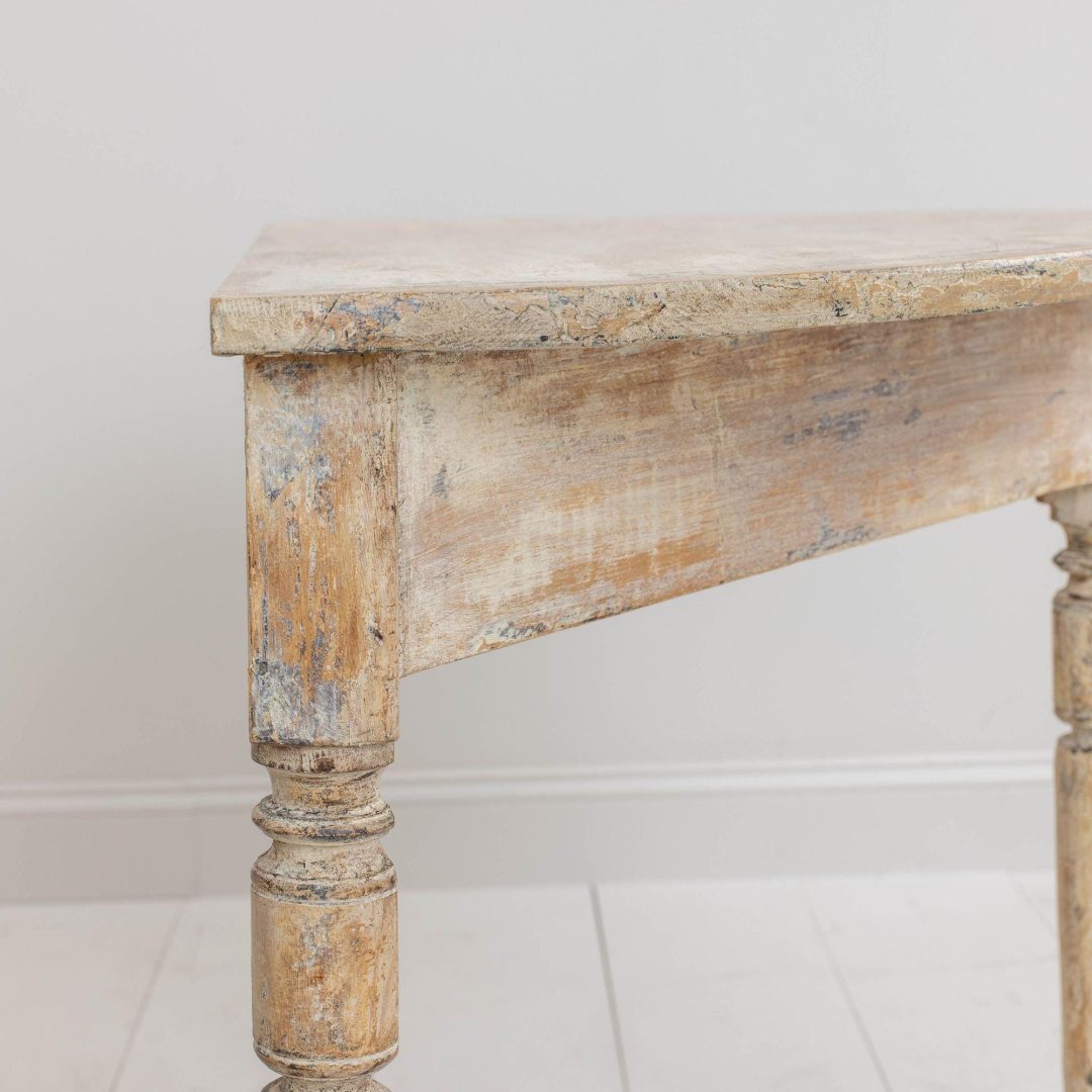 11_2132_19th_century_swedish_gustavian_pair_of_demilune_console_tables_in_original_patina_014