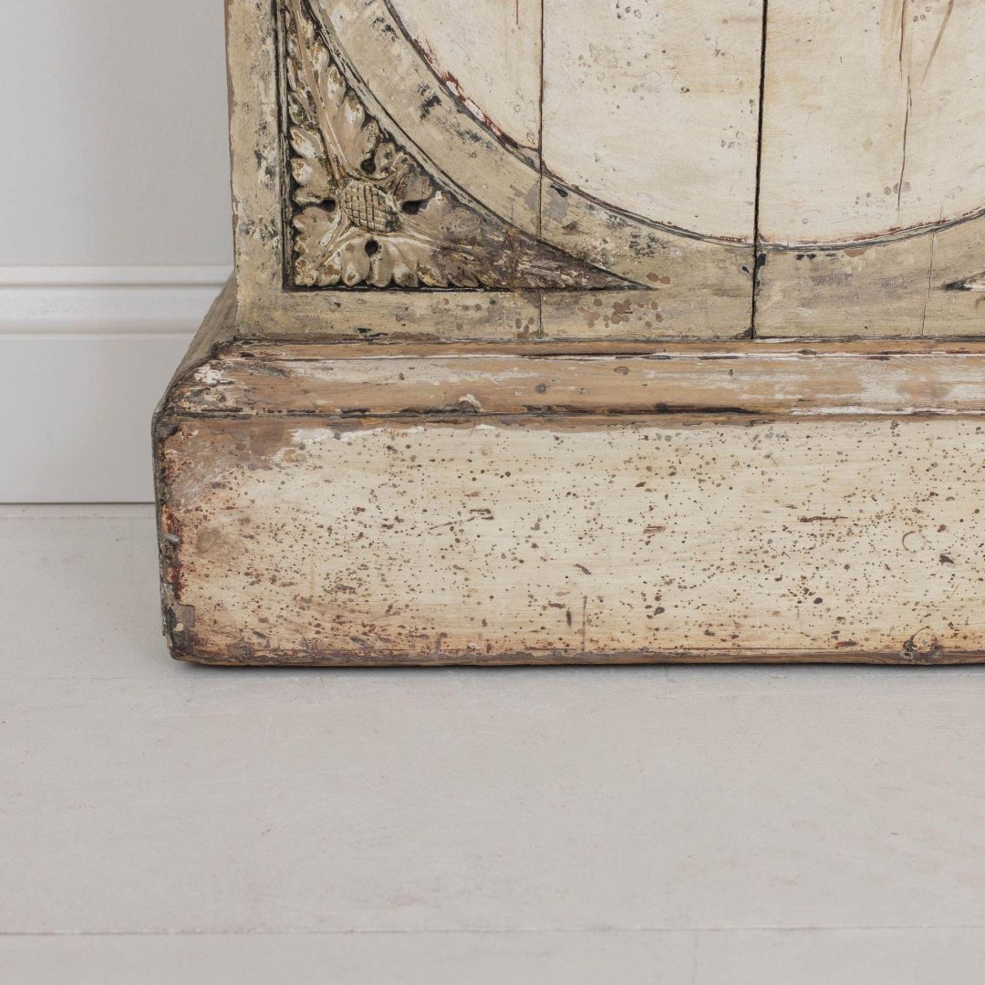 11_2142_19th_century_swedish_gustavian_period_pilaster_cupboard_019