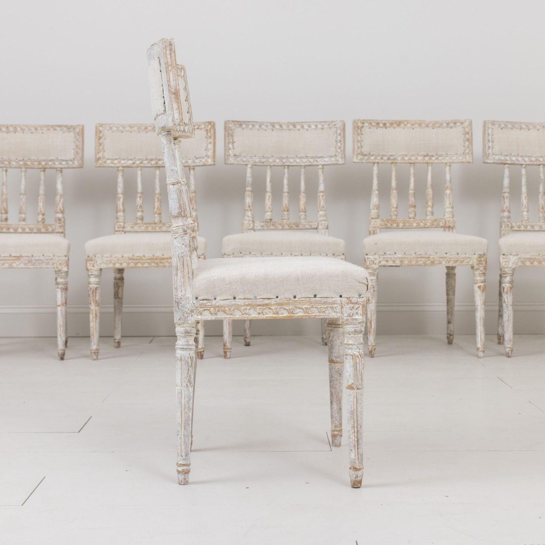 11_2143_19th_century_swedish_gustavian_period_set_of_six_dining_chairs_in_original_paint_017