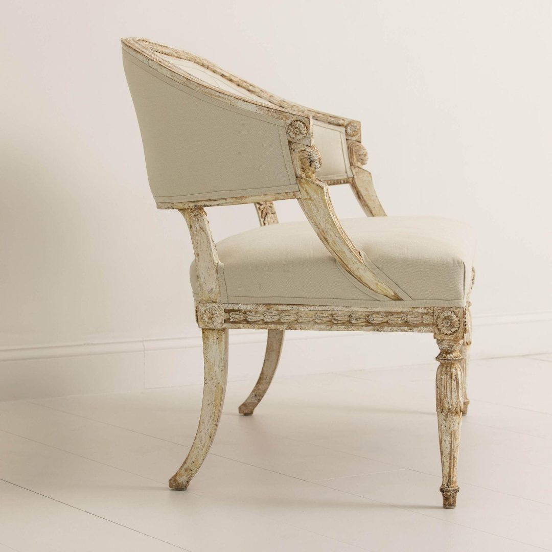 11_2181_19th_century_Swedish_Gustavian_sofa_bench_with_sphinx_heads_in_original_paint_029