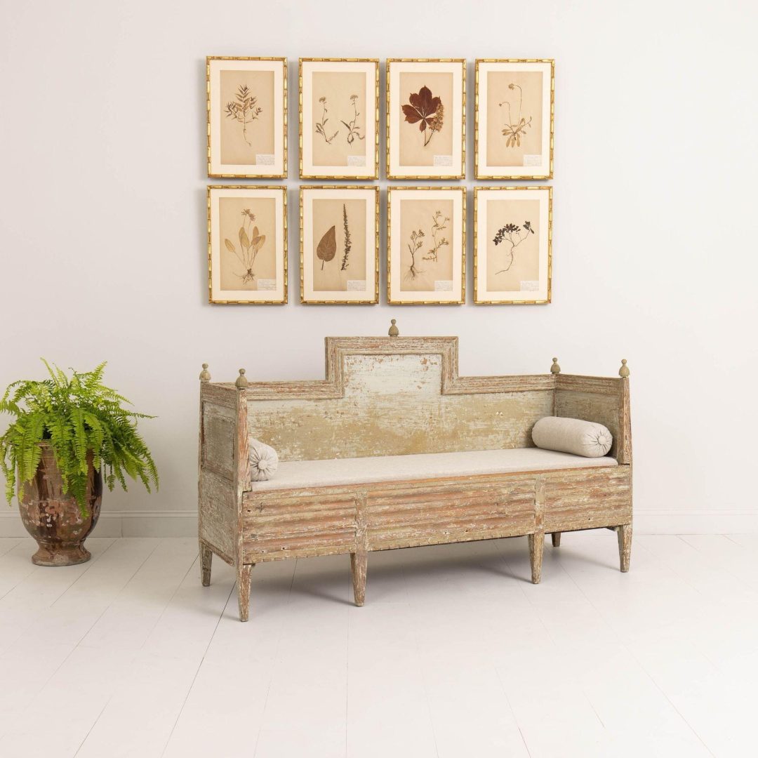 11_2196_19th_century_swedish_gustavian_period_sofa_in_original_paint_026