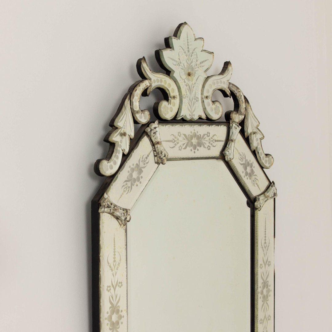 11_2234_19th_century_Italian_Venetian_etched_mirror_012