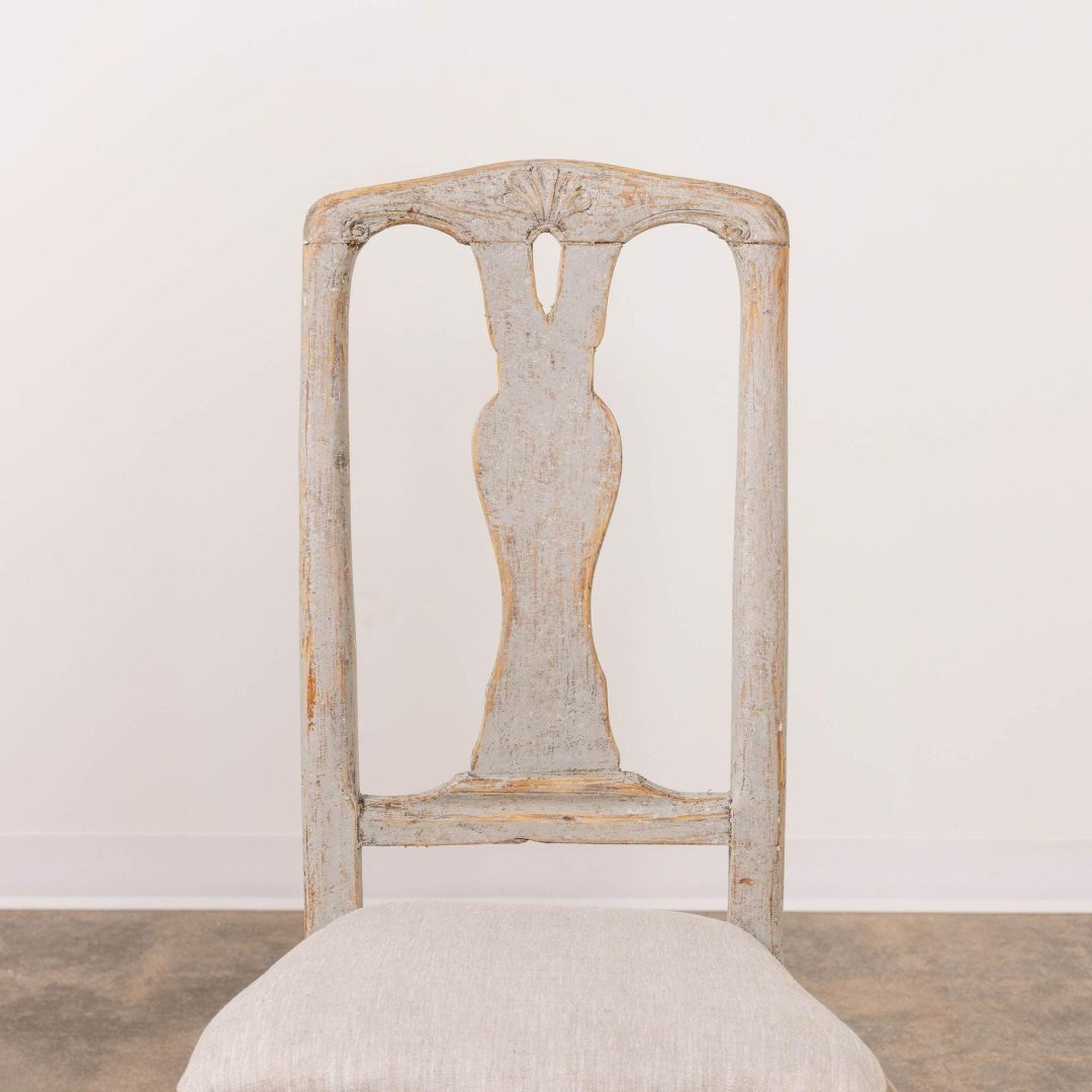 11_2236_18th_century_set_of_six_Swedish_Rococo_painted_chairs_020