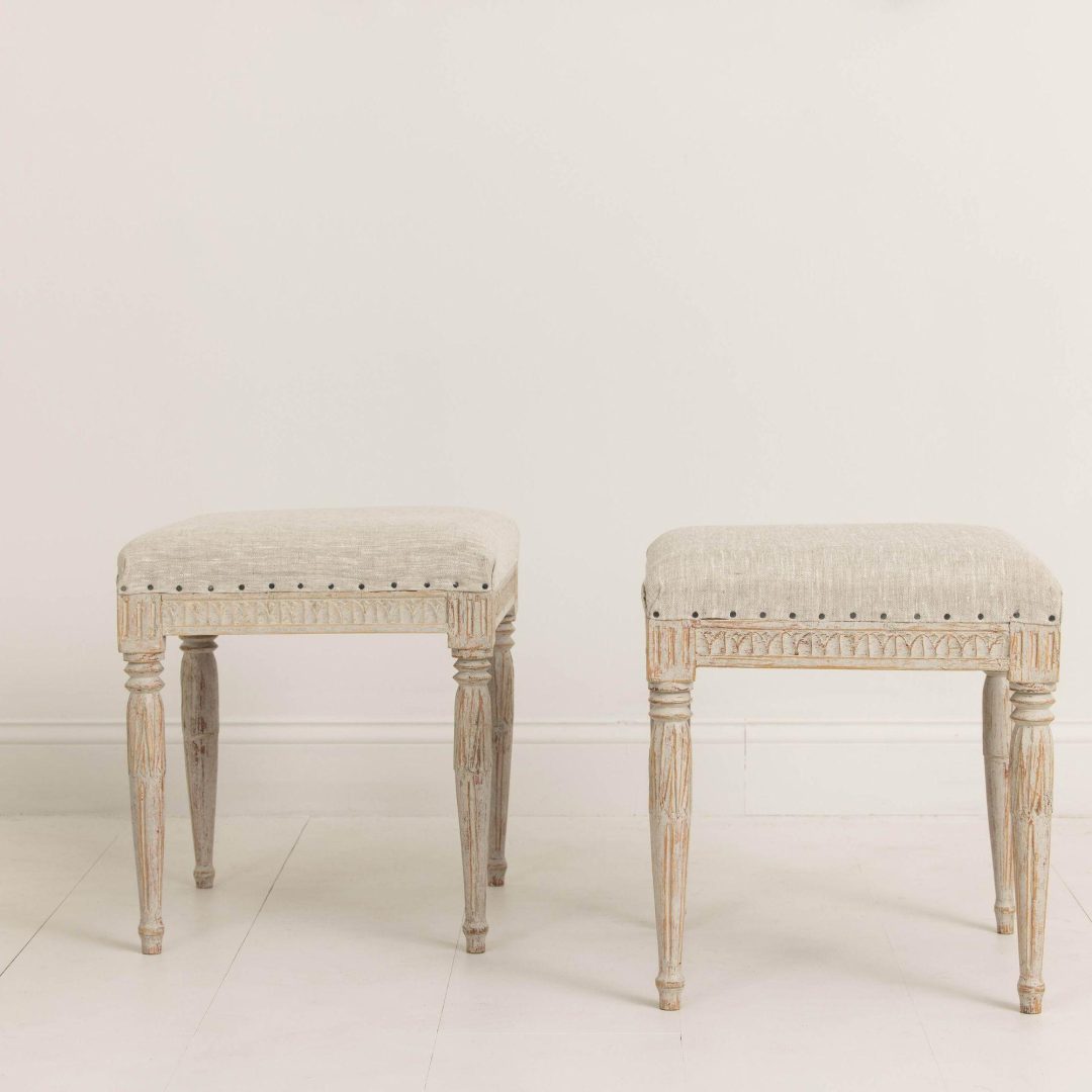 11_2274_19th_century_pair_of_painted_Swedish_Gustavian_stools_signed_Johannes_Ericsson_011