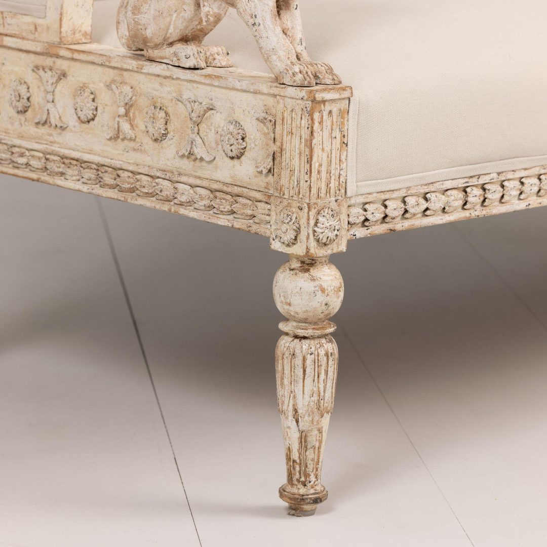 11_2283_19th_century_Swedish_Gustavian_griffin_sofa_bench_in_original_paint-0007
