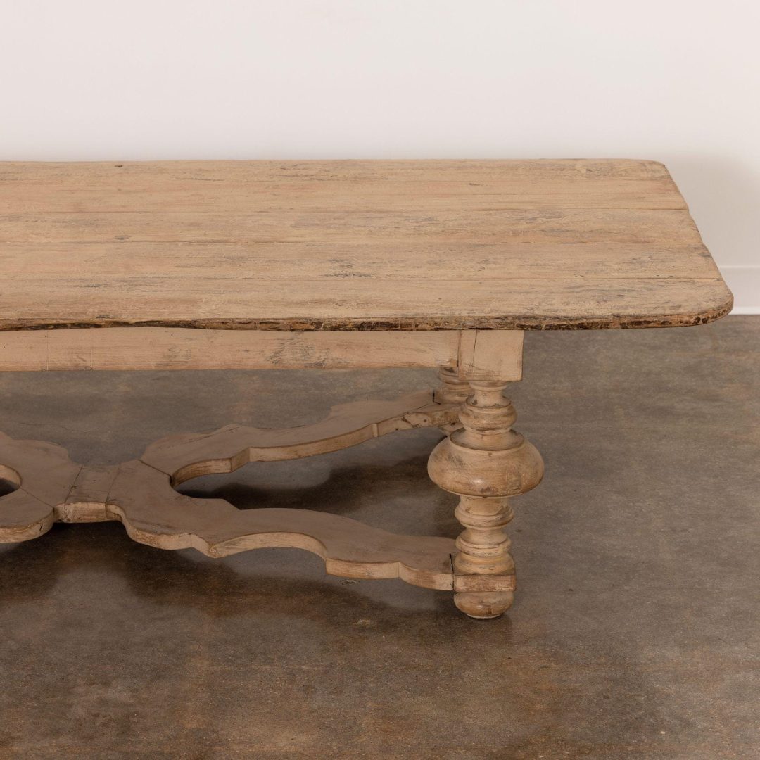 12_1807_18th_century_Italian_pine_painted_coffee_table_07