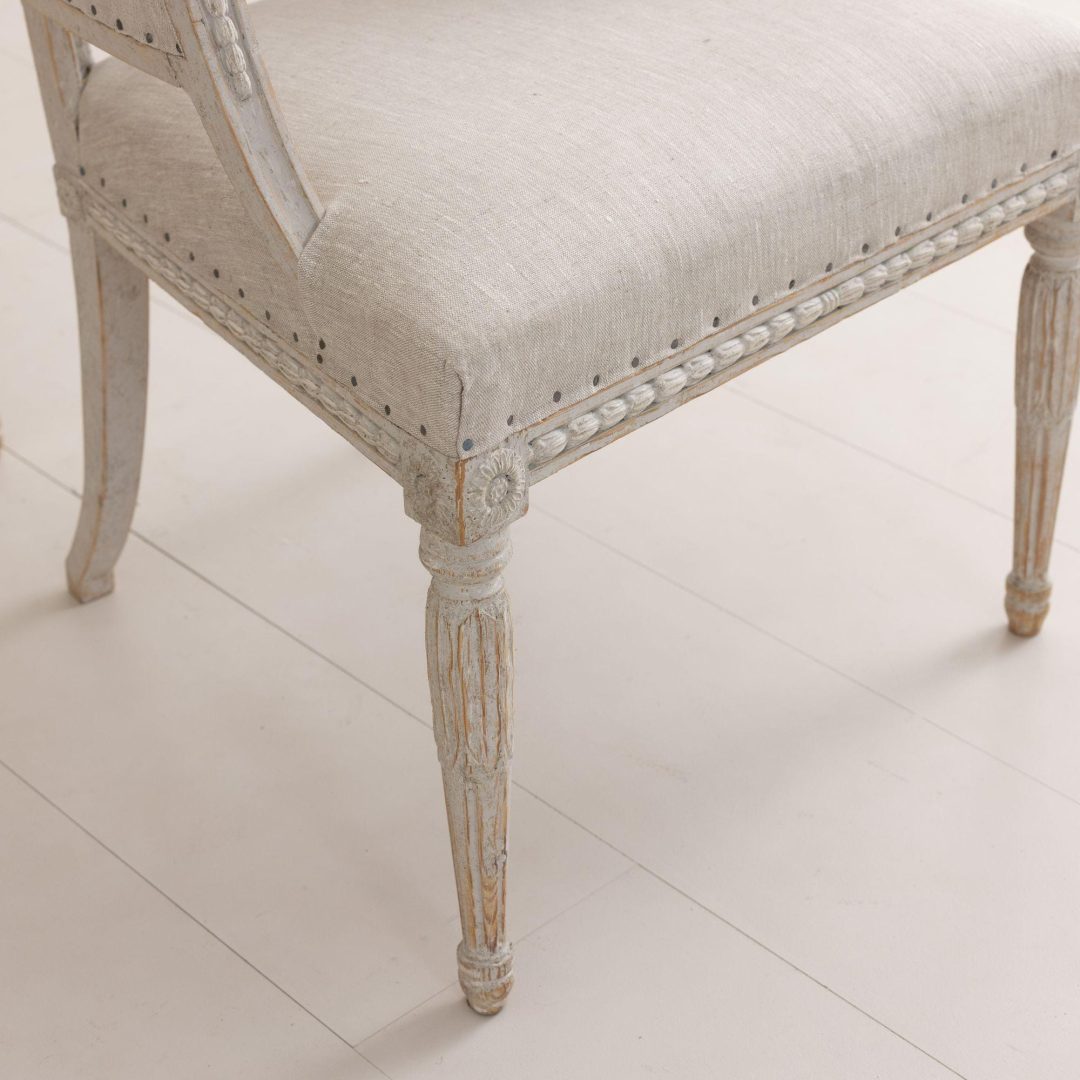 12_2130_Swedish_gustavian_pair_painted_carved_barrelback_armchairs_21