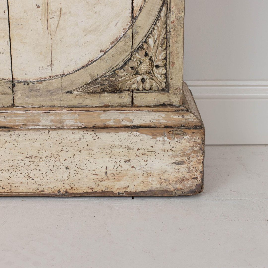 12_2142_19th_century_swedish_gustavian_period_pilaster_cupboard_020