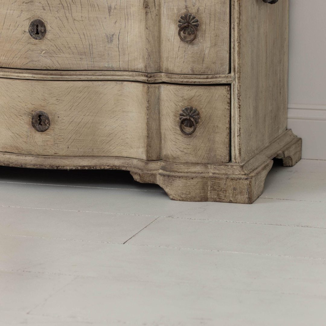 12_2157_18th_century_danish_oak_commode_in_original_patina_018