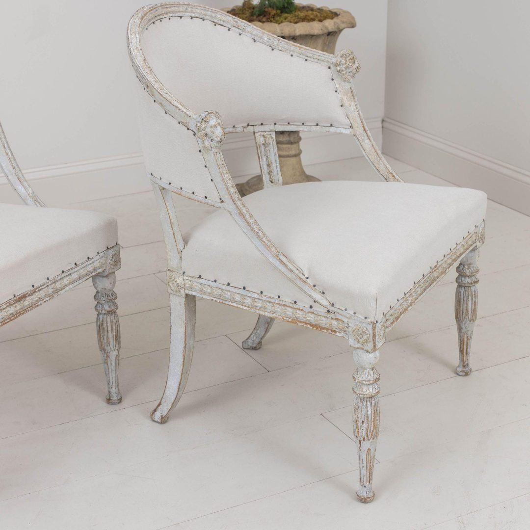 12_2165_19th_century_swedish_gustavian_pair_of_painted_barrel_back_arm_chairs_012