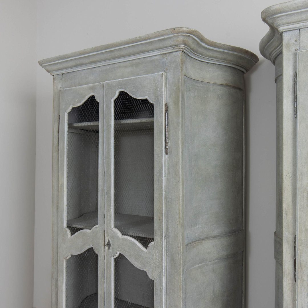 12_2167_19th_century_french_pair_of_large_painted_cabinets_012