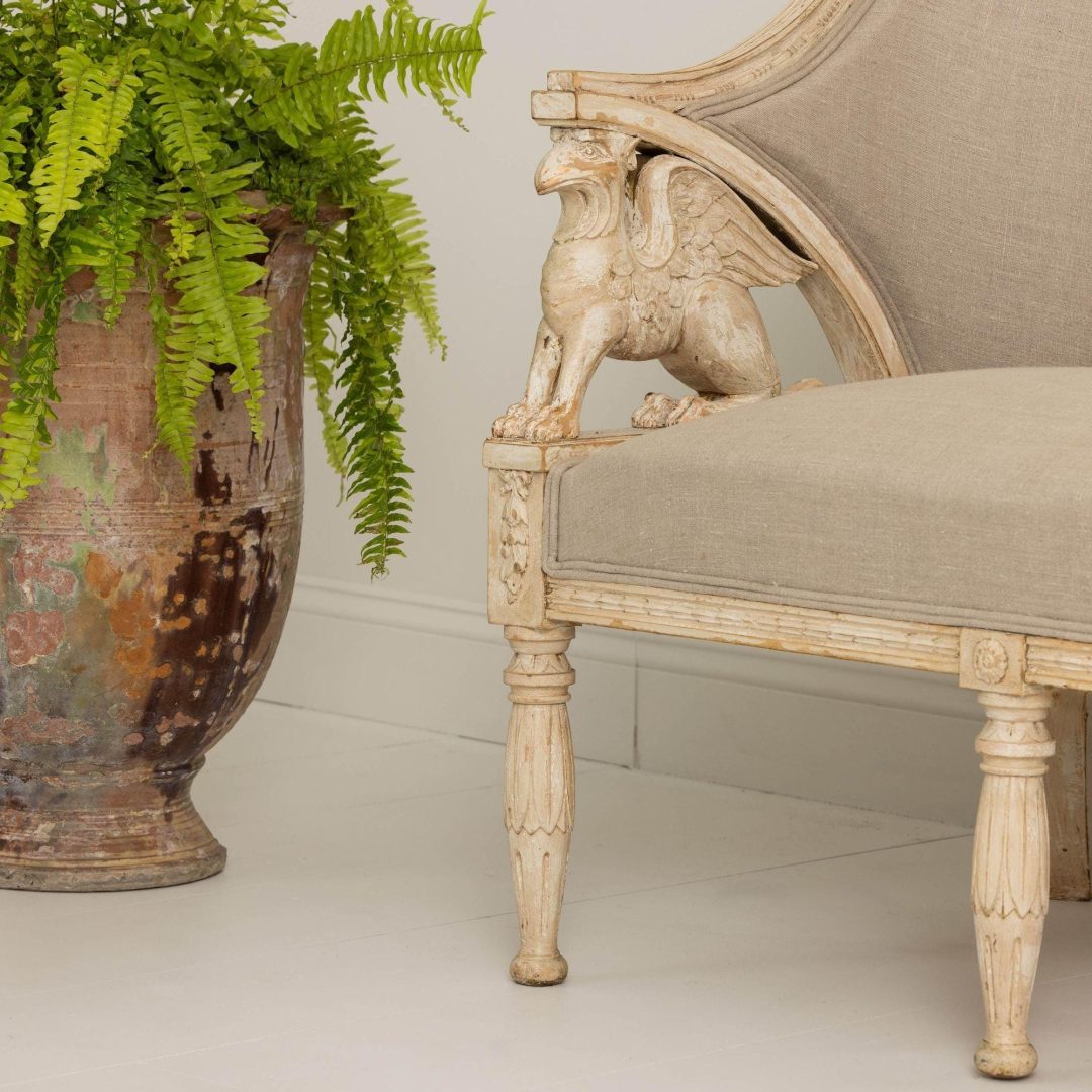 12_2235_Swedish_Gustavian_sofa_with_griffins_in_original_paint_011