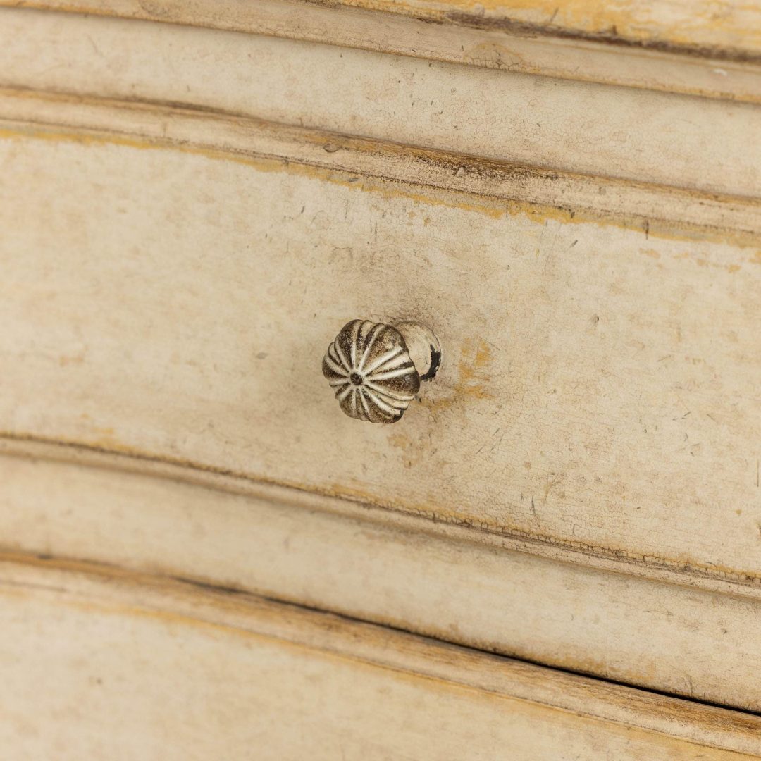 12_2265_Early_20th_century_Italian_painted_buffet_with_serpentine_shape_c_1900_019