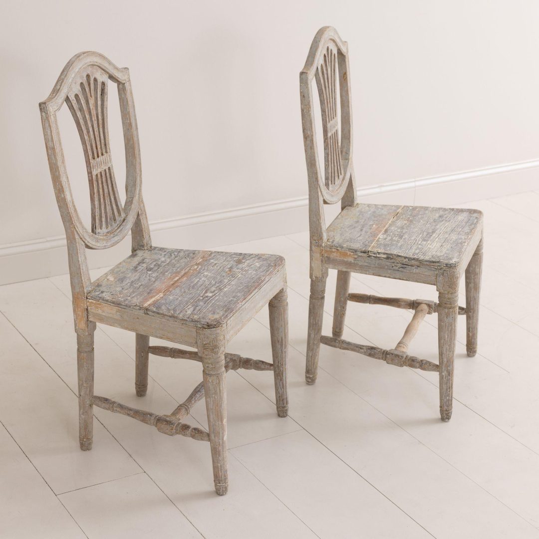 13_2045_18th_century_swedish_gustavian_pair_original_paint_side_chairs_18
