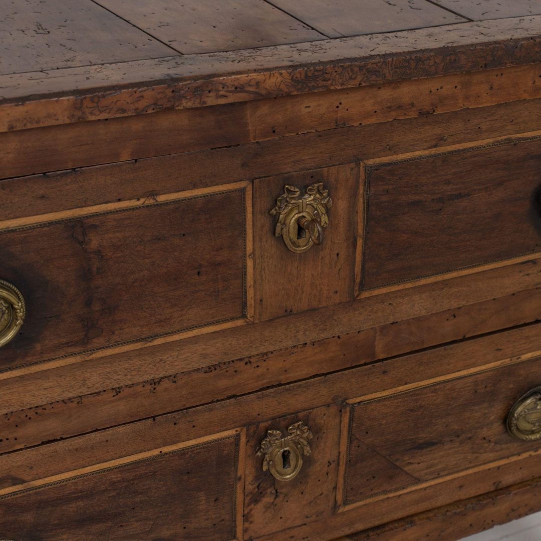 13_2053_18th_century_french_walnut_Louis_XVI_commode_015