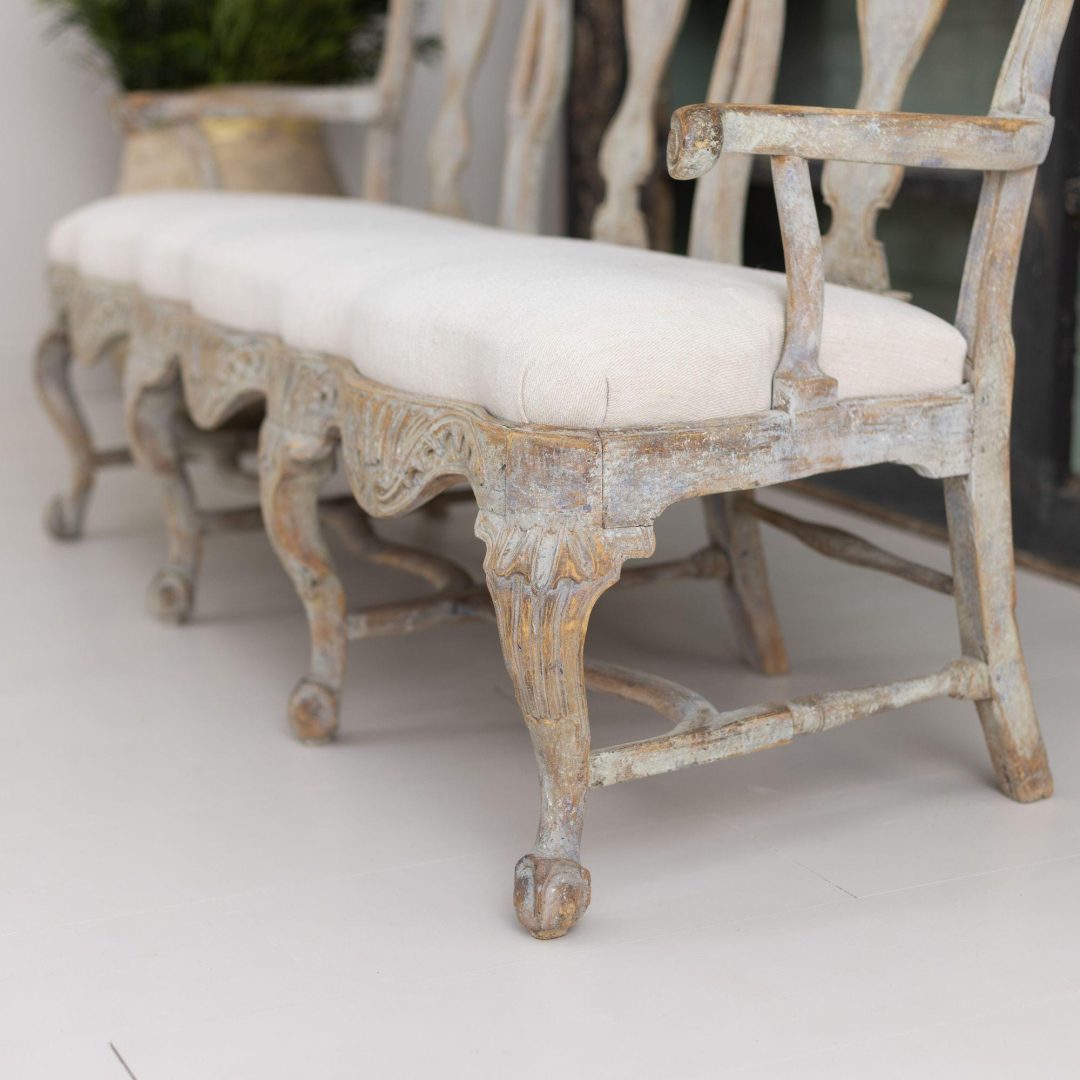 13_2087_18th_century_swedish_rococo_original_paint_sofa_bench_settee_10