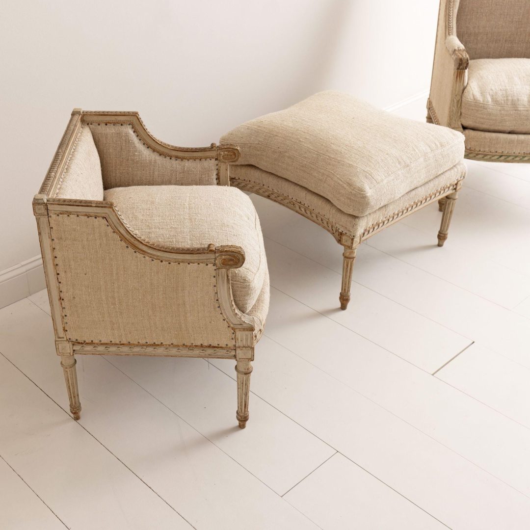 13_2116_19th_century_french_duchesse_brisee_pair_original_paint_chairs_ottoman_24