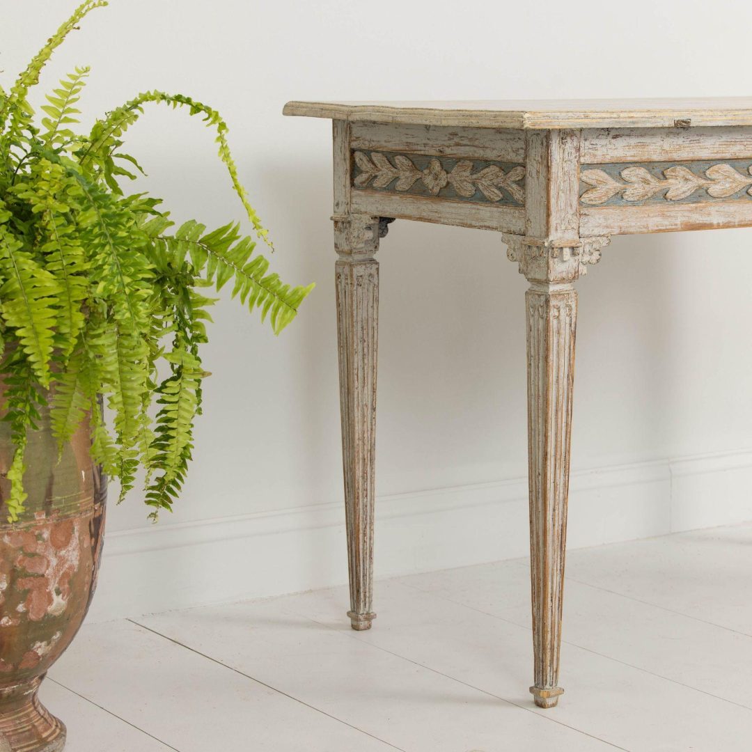 13_2194_18th_century_Swedish_Gustavian_painted_console_table_010