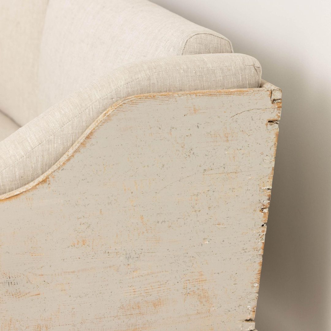 13_2231_18th_century_swedish_gustavian_period_trag_sofa_010