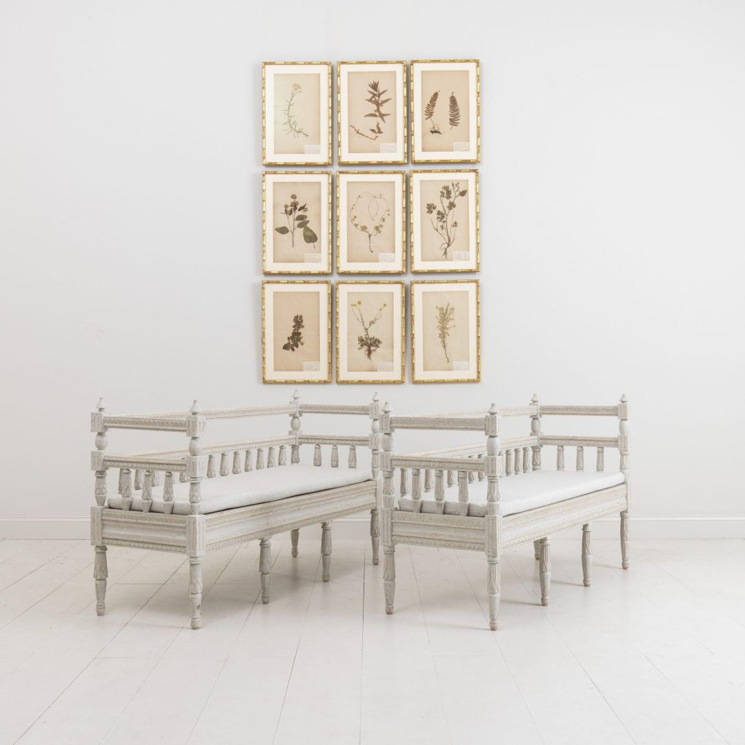 14_2097_19th_century_swedish_gustavian_pair_painted_benches_sofas_dalarna_045