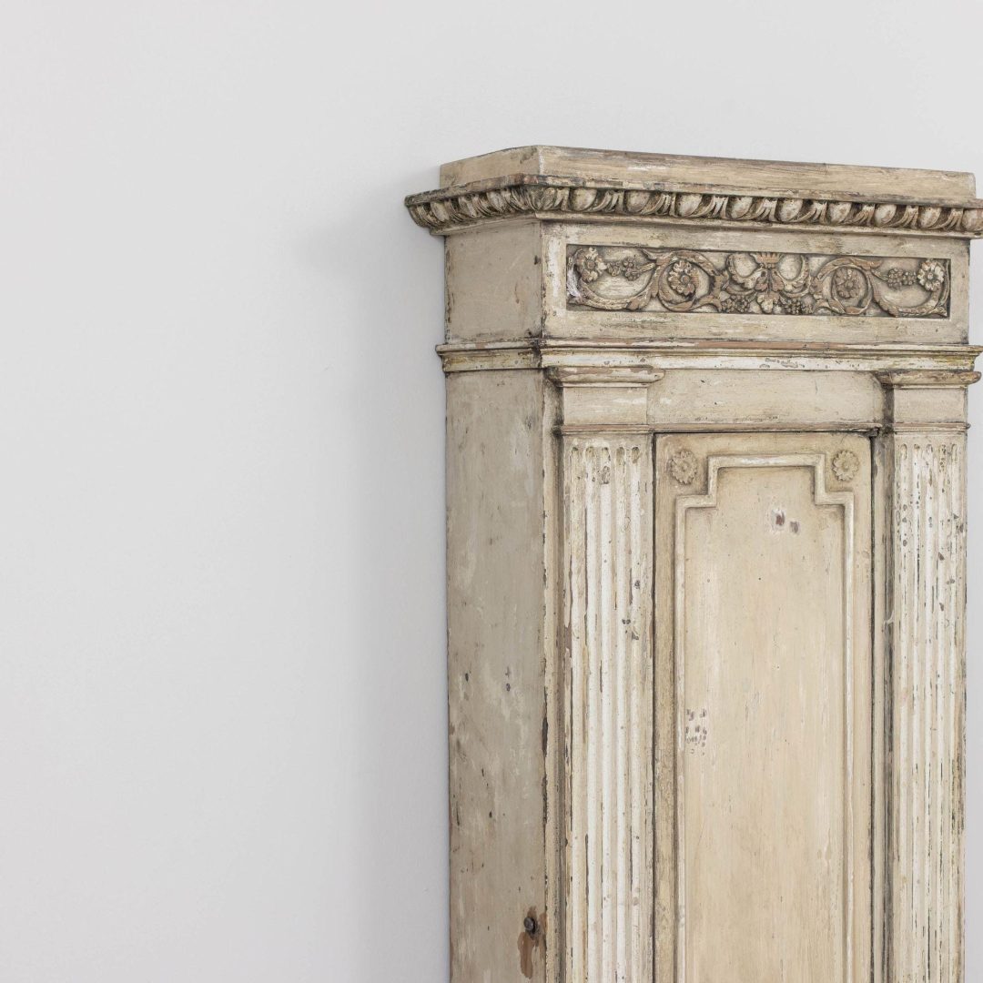 14_2142_19th_century_swedish_gustavian_period_pilaster_cupboard_008