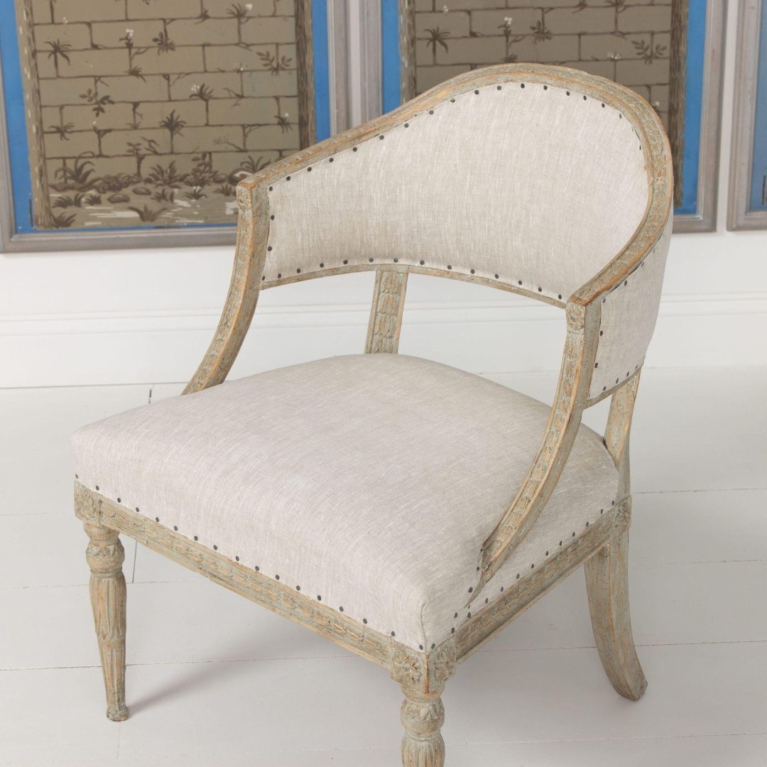 14_2164_B_19th_century_Swedish_Gustavian_upholstered_painted_barrel_back_chair-0015