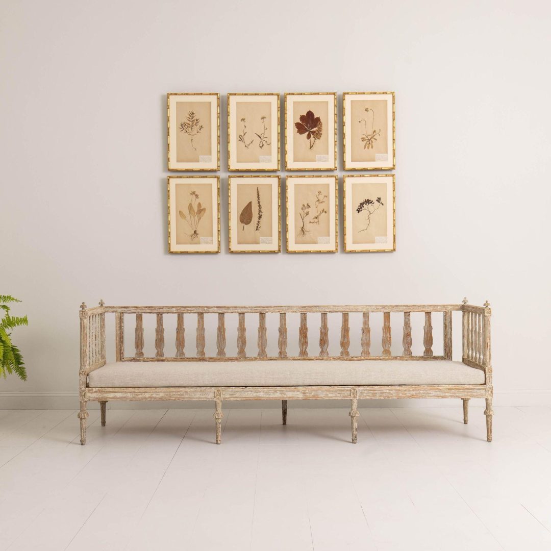 14_2182_19th_century_Swedish_Gustavian_period_sofa_in_original_paint_034