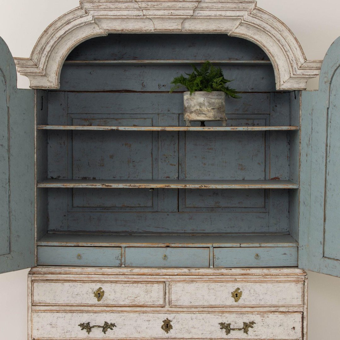 14_2183_18th_century_Swedish_rococo_period_linen_press_cabinet_012