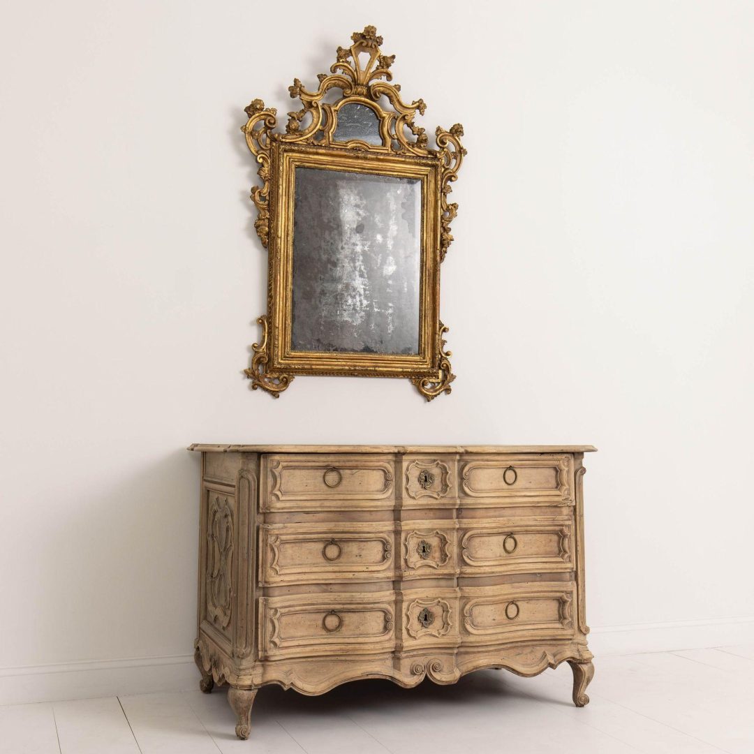 14_2270_18th_century_french_bleached_walnut_commode_028