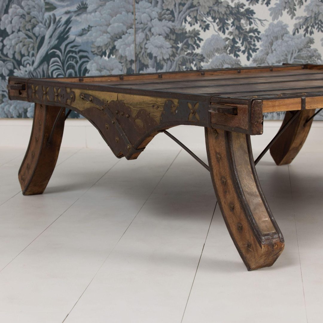 14_2292_Early_20th_century_Mauritania_acacia_wood_coffee_table-0031