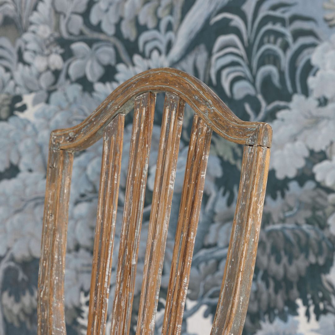 14_2298_18th_century_swedish_gustavian_pair_of_chairs_in_original_paint-0007