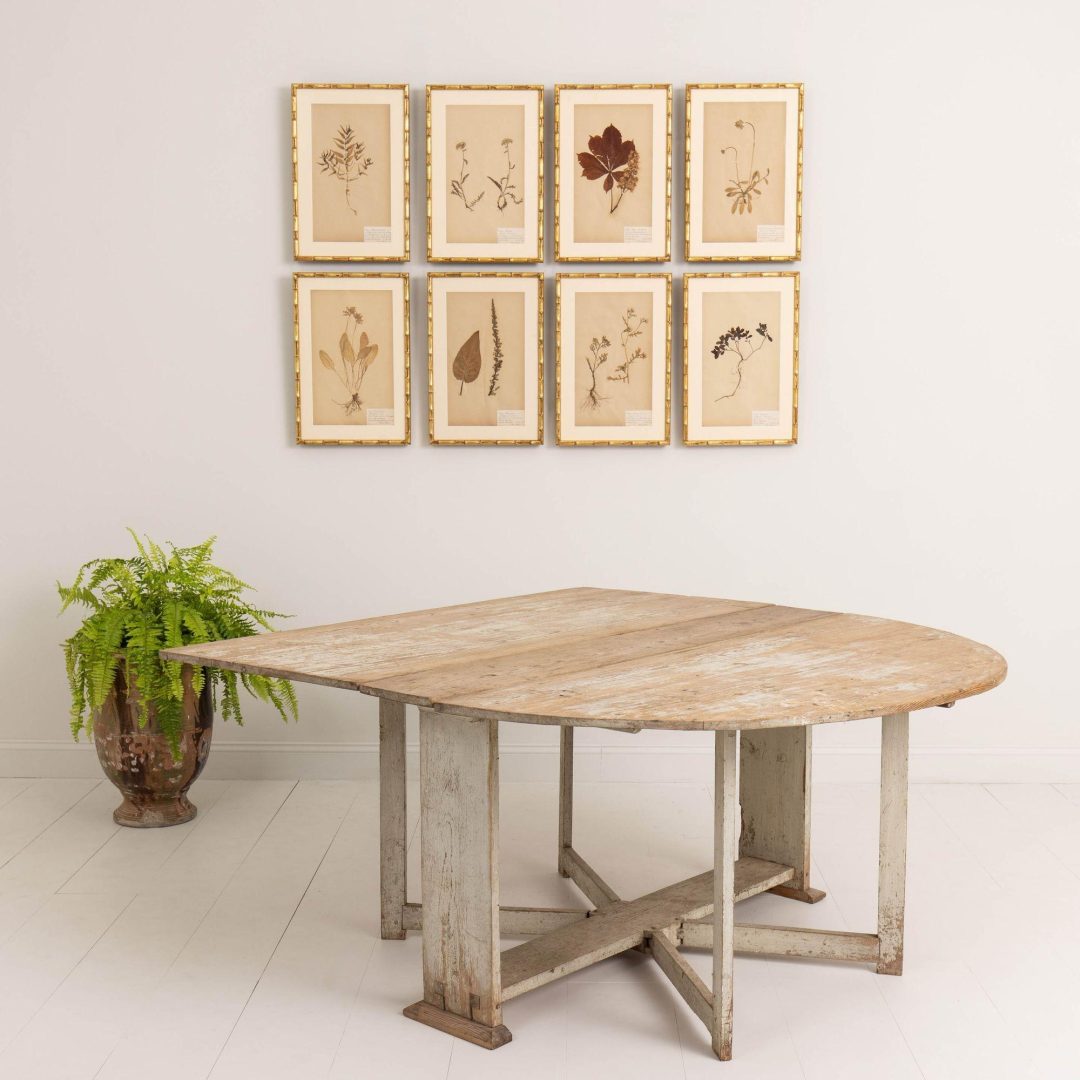 15_2130_18th_century_swedish_Gustavian_drop_leaf_table_in_original_paint_014