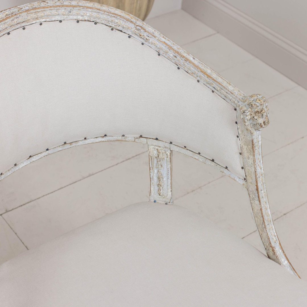 15_2165_19th_century_swedish_gustavian_pair_of_painted_barrel_back_arm_chairs_008