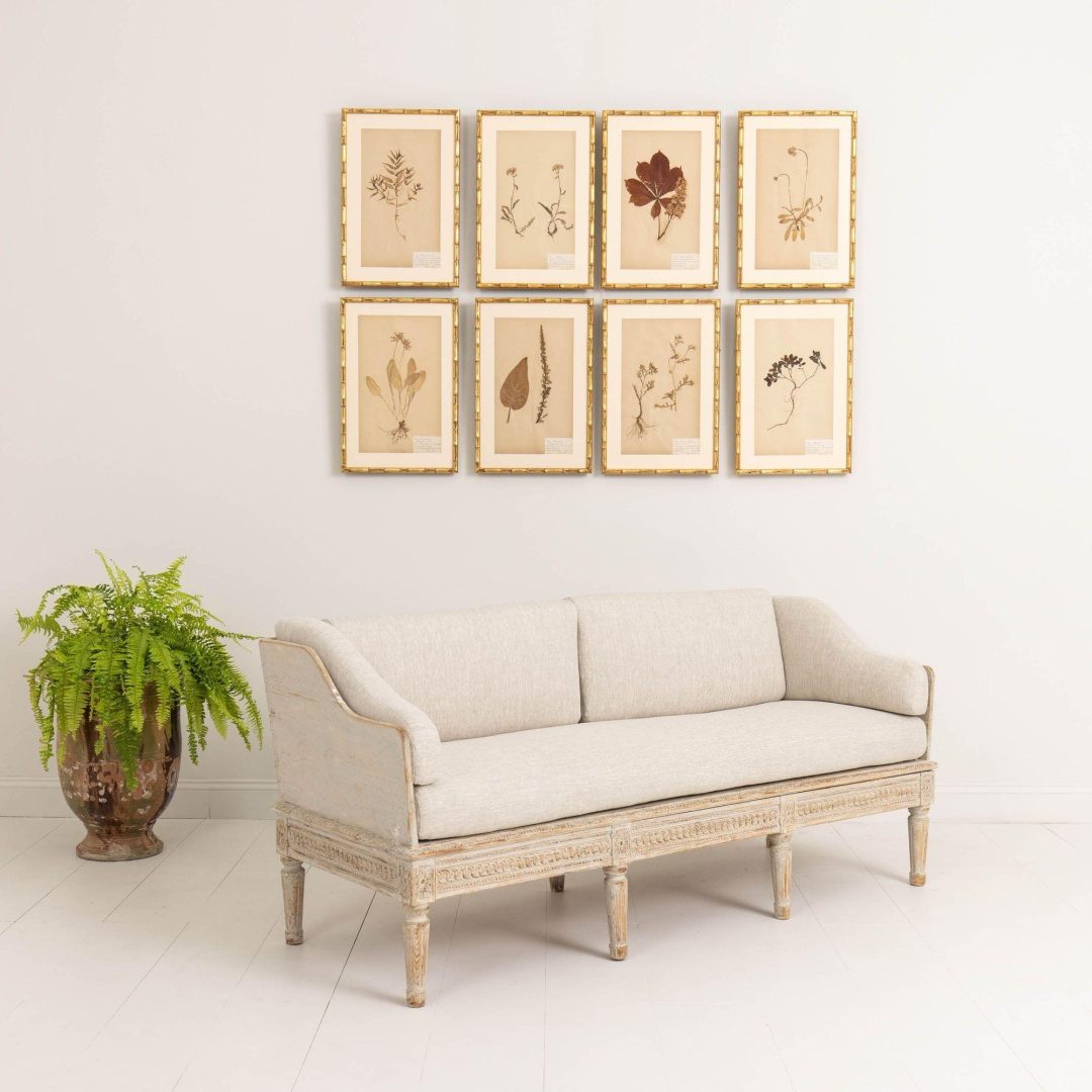 15_2231_18th_century_swedish_gustavian_period_trag_sofa_012