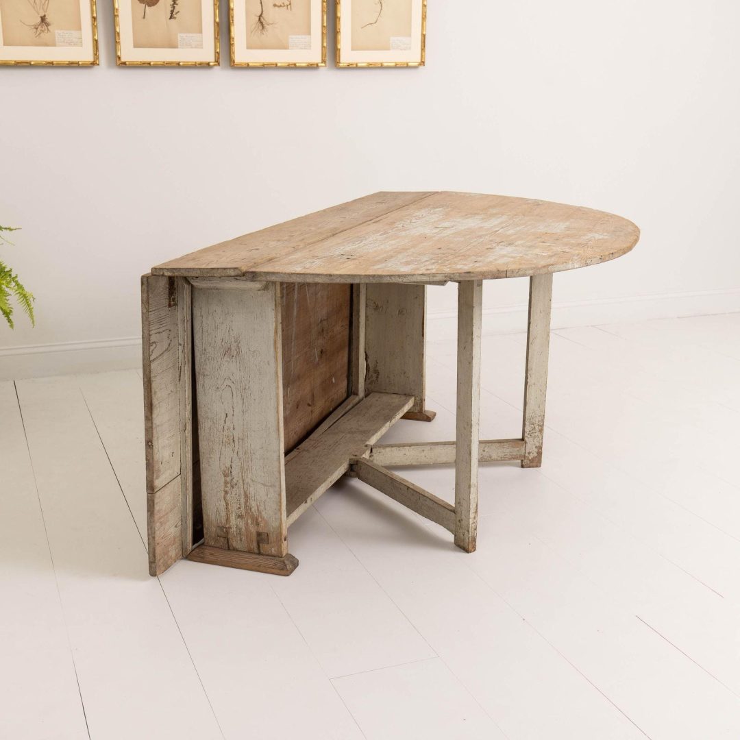 16_2130_18th_century_swedish_Gustavian_drop_leaf_table_in_original_paint_016