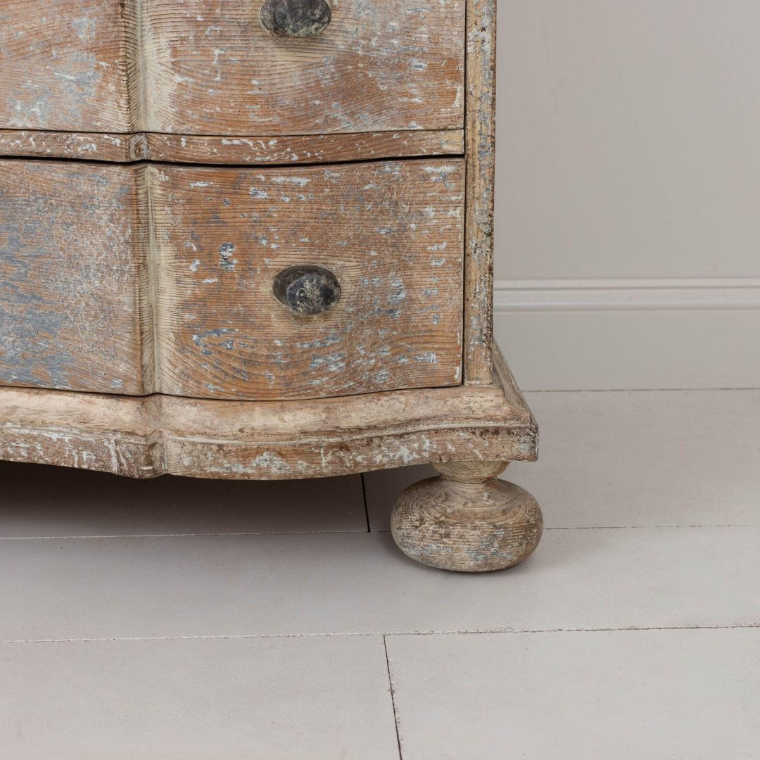 16_2138_18th_century_german_baroque_period_commode_in_original_paint_013