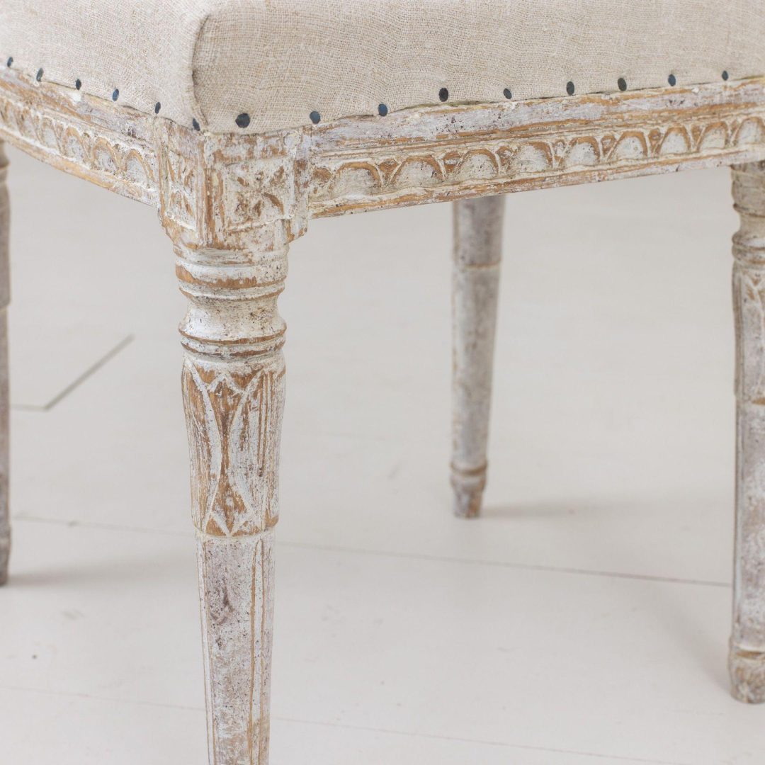 16_2143_19th_century_swedish_gustavian_period_set_of_six_dining_chairs_in_original_paint_020