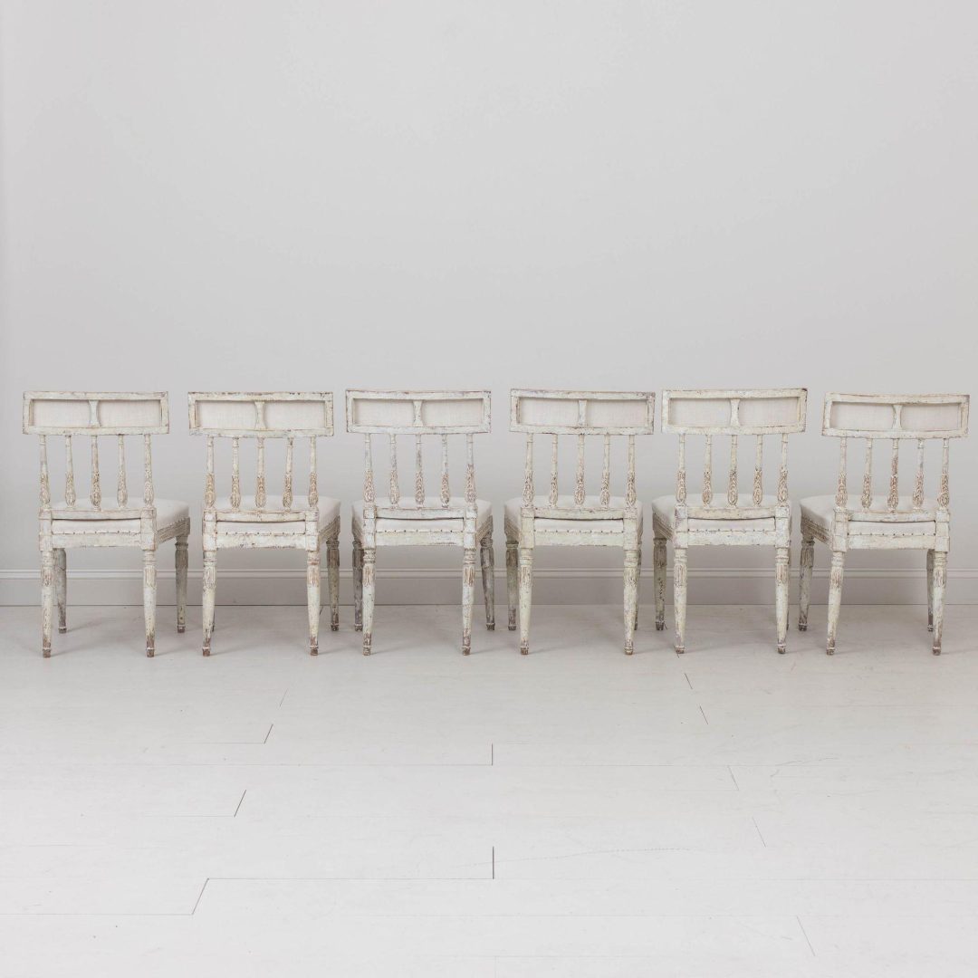 17_2140_19th_century_swedish_gustavian_period_set_of_six_dining_chairs_in_original_paint_019